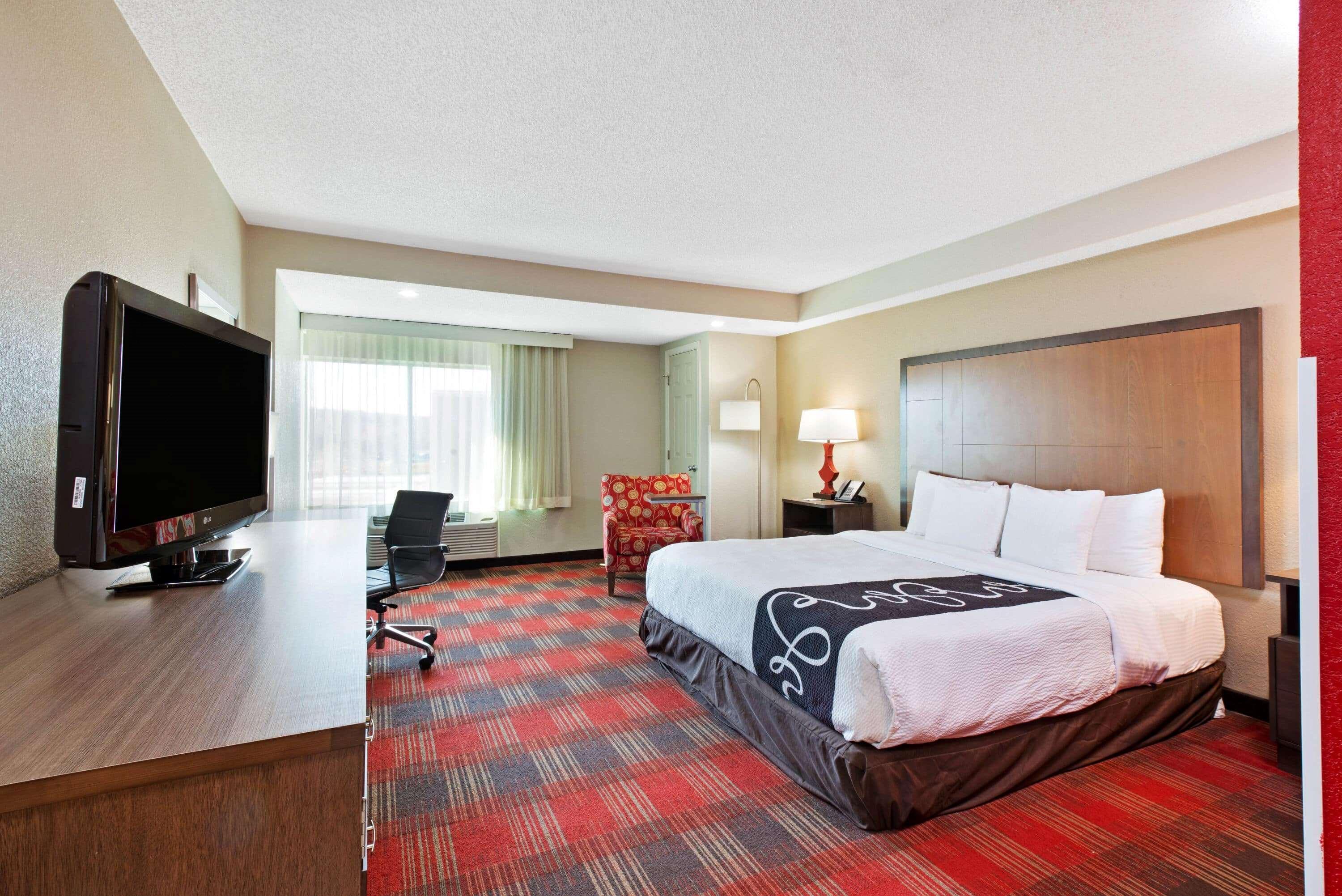 La Quinta Inn & Suites By Wyndham Dc Metro Capital Beltway Capitol Heights Exterior photo